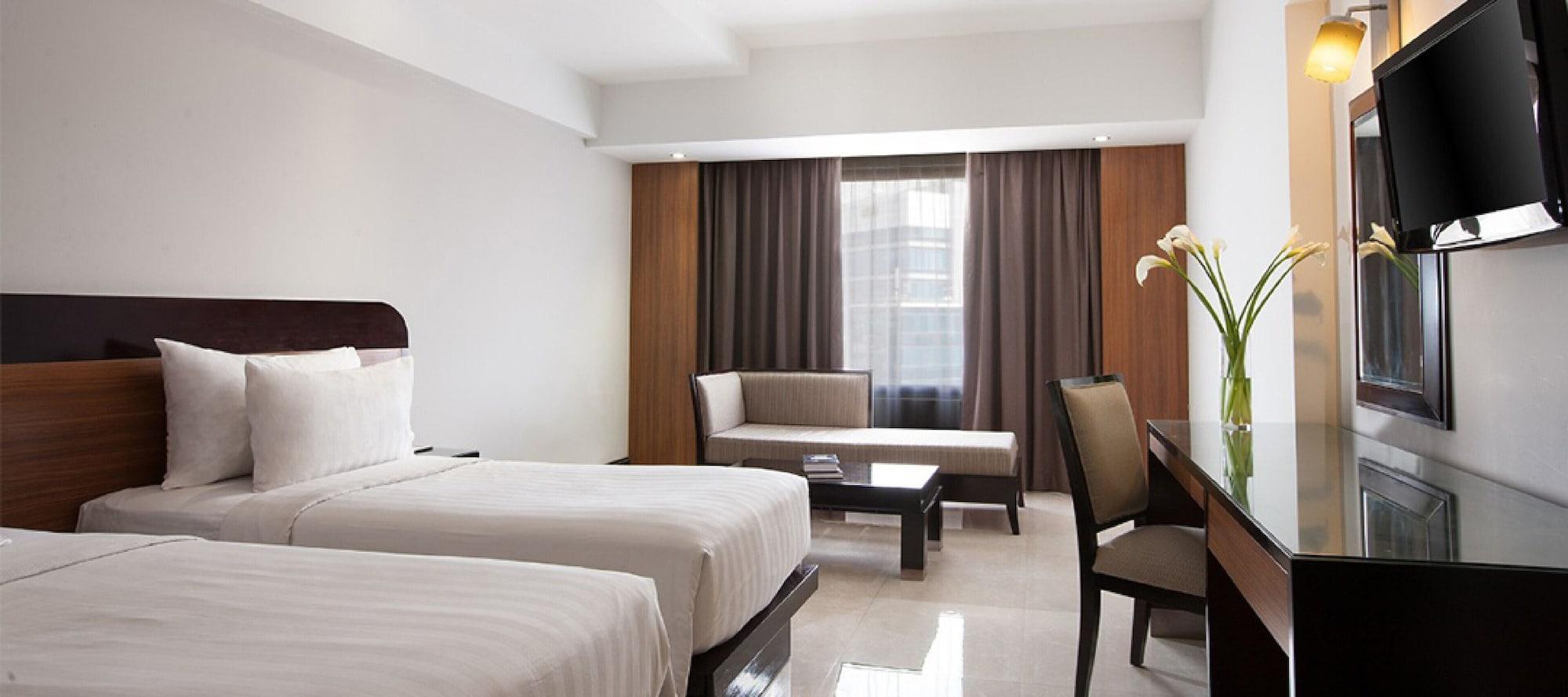 Hotel Santika Premiere Semarang Kültér fotó