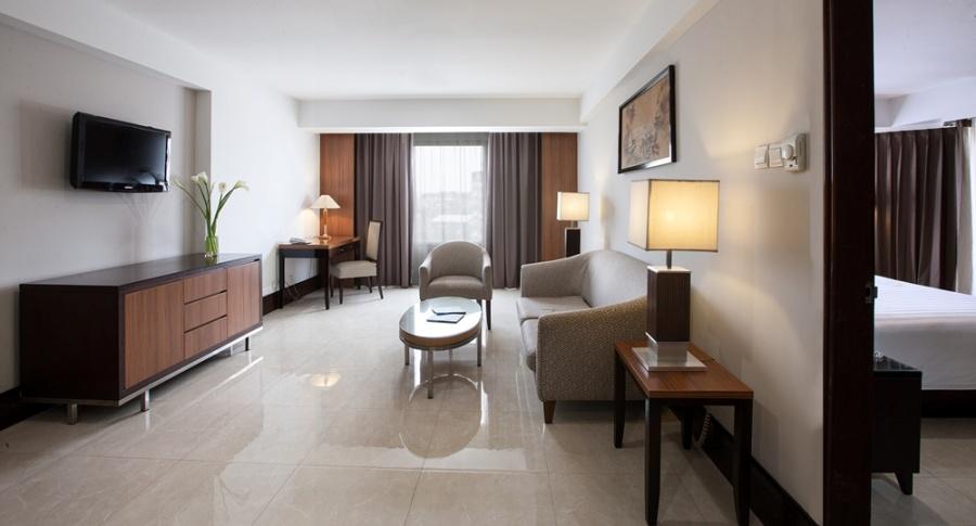 Hotel Santika Premiere Semarang Kültér fotó