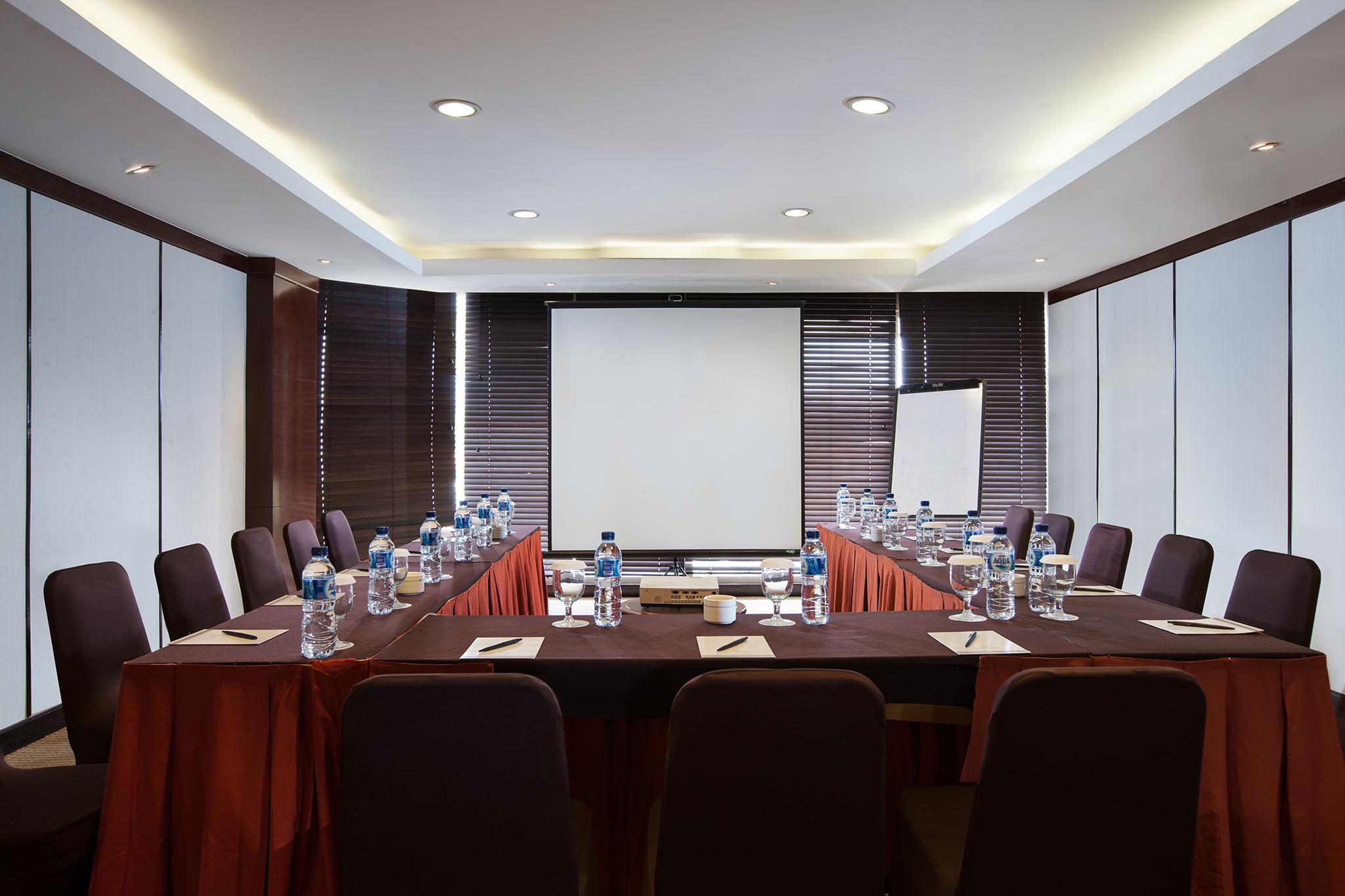 Hotel Santika Premiere Semarang Kültér fotó