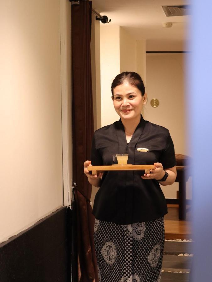 Hotel Santika Premiere Semarang Kültér fotó